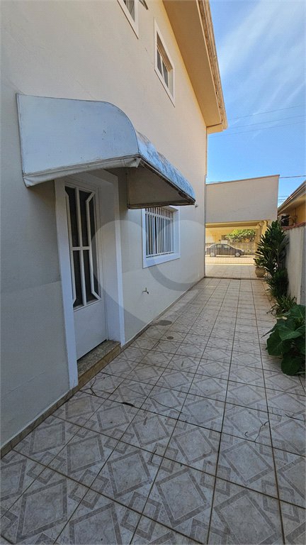 Sobrado à venda com 3 quartos, sendo 2 suítes, em Jardim Rossignatti, Indaiatuba, SP