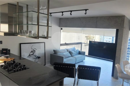 Apartamento à venda ou para alugar com 2 suítes em Cerqueira César, São Paulo, SP