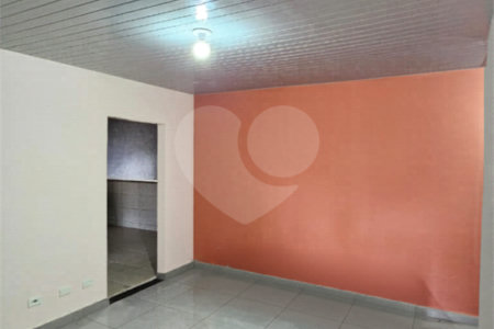 Casa à venda com 3 quartos, sendo 1 suíte, no Centro, Ponta Porã, MS