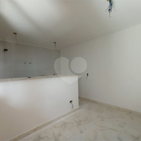 Casa à venda com 2 quartos no condomínio Regina, São Paulo - SP