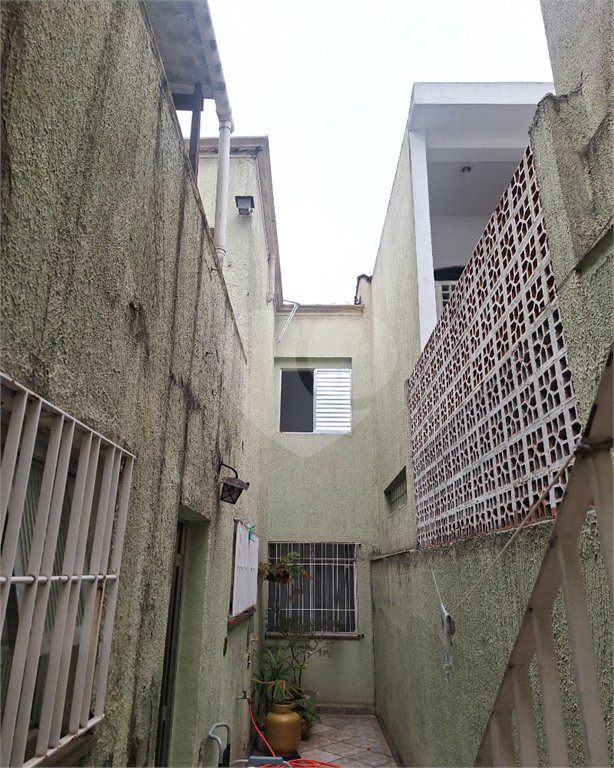 Casa de Vila à venda com 3 quartos, sendo 1 suíte, em Vila Bertioga, São Paulo, SP