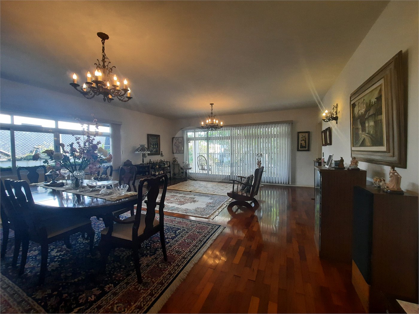Casa à venda com 4 quartos, sendo 3 suítes,  em Jardim Marajoara, São Paulo, SP