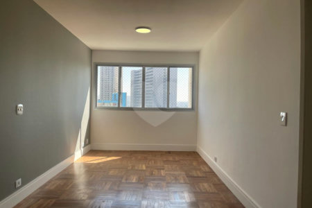 Apartamento à venda com 3 quartos em Santo Amaro, São Paulo, SP