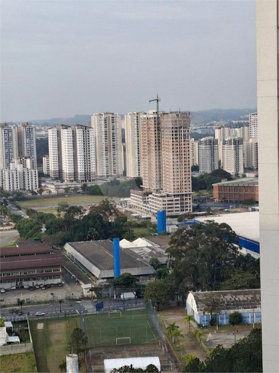 Apartamento à venda com 3 quartos, sendo 1 suíte,  em Vila Suissa, Mogi das Cruzes, SP
