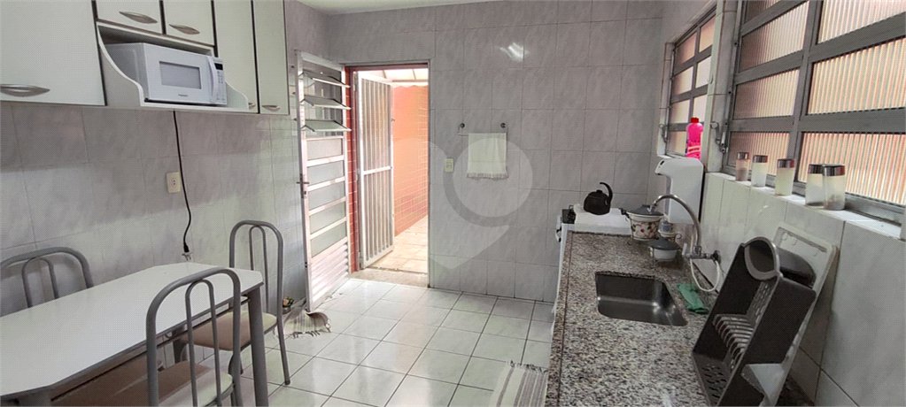 Casa à venda com 3 quartos, sendo 1 suíte, em Santana, São Paulo, SP