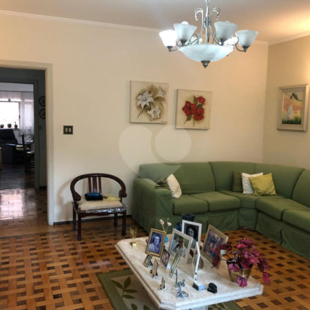 Sobrado à venda com 4 quartos, sendo 2 suítes, em Vila São José (ipiranga), São Paulo, SP