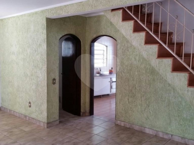 Sobrado à venda com 3 quartos, sendo 1 suíte,  em Jardim Virginia Bianca, São Paulo, SP