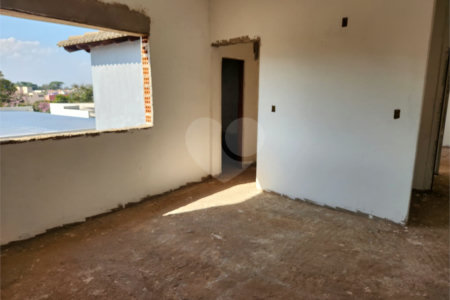 Casa à venda com 5 suítes em Residencial Olivio Benassi, Matão, SP