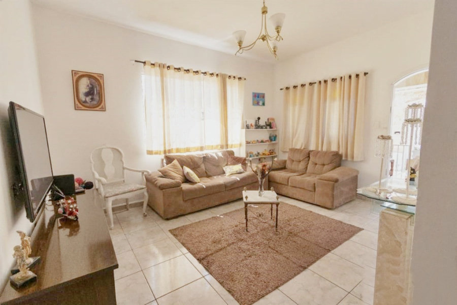 Sobrado à venda com 3 quartos, sendo 1 suíte, em Vila Nova Cachoeirinha, São Paulo, SP