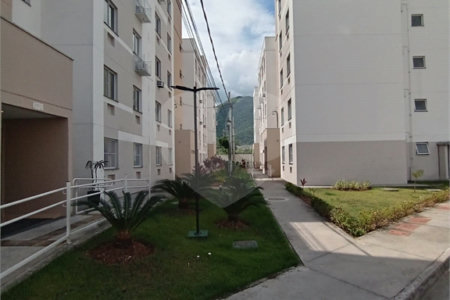 Apartamento para alugar com 2 quartos em Campo Grande, Rio de Janeiro, RJ