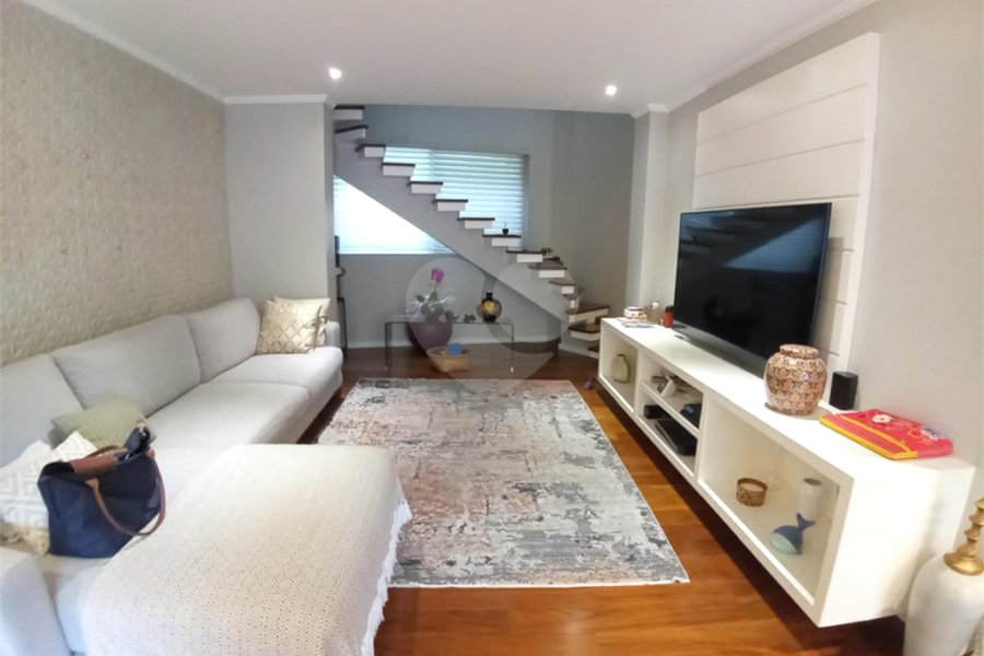 Sobrado à venda com 4 quartos, sendo 2 suítes, em Barro Branco (zona Norte), São Paulo, SP