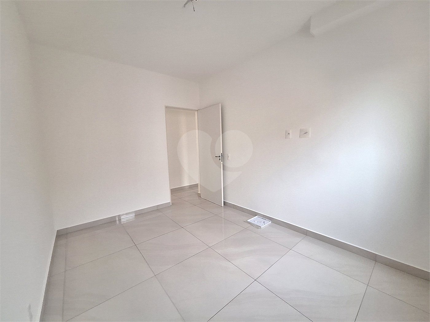 Apartamento à venda ou para alugar com 2 quartos em João Xxiii, Vinhedo, SP