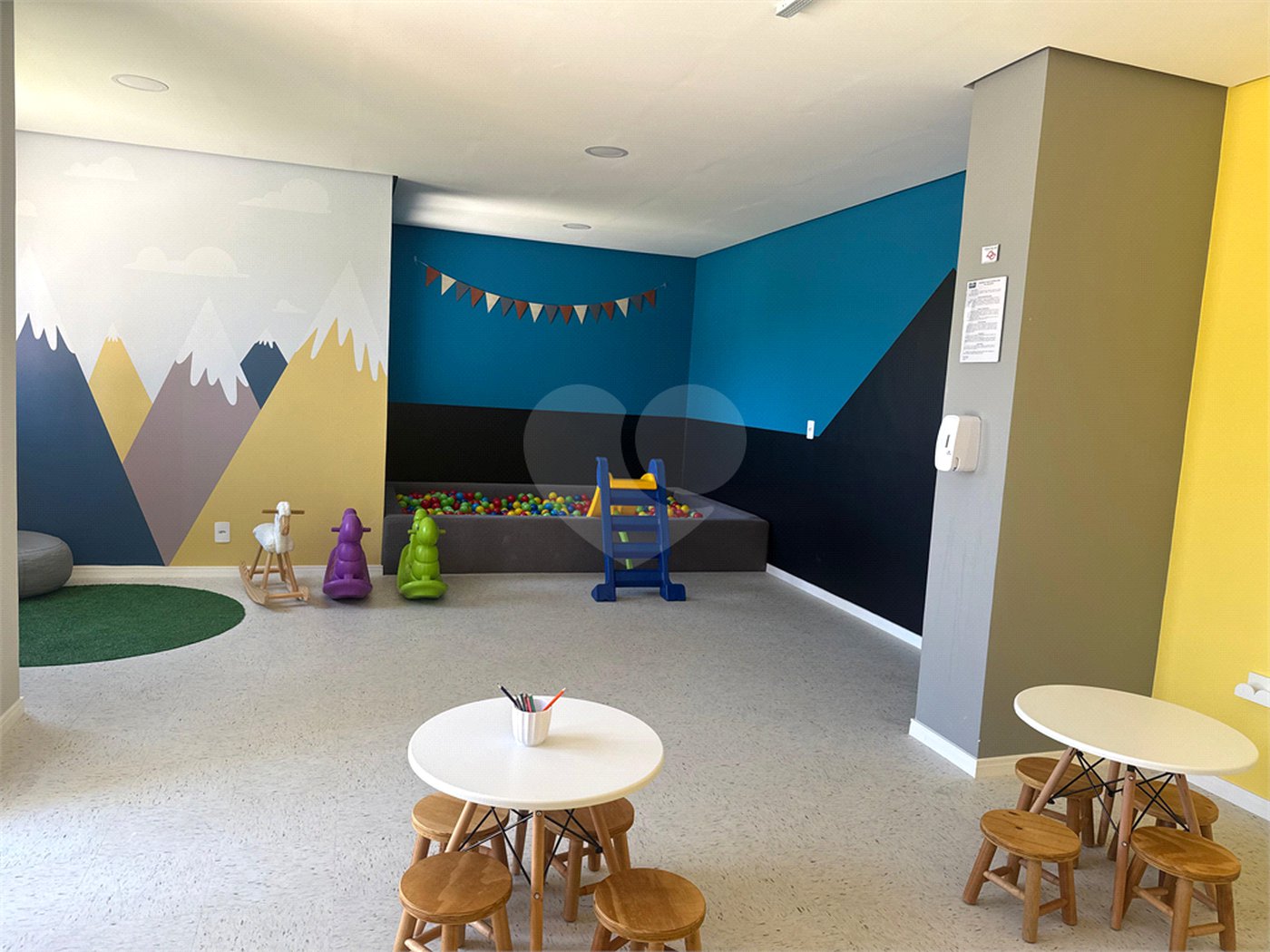 Apartamento à venda com 2 quartos em Jardim Maringá (zona Leste), São Paulo, SP