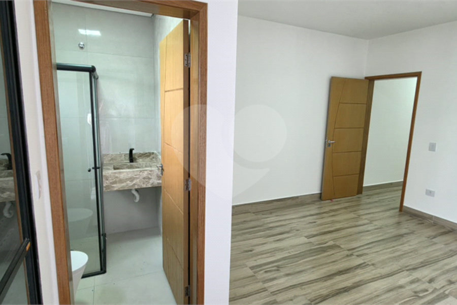 Sobrado à venda com 3 quartos, sendo 1 suíte, em Vila Bonilha, São Paulo, SP