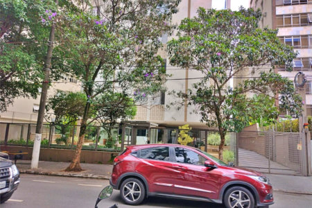 Apartamento à venda ou para alugar com 3 quartos, sendo 1 suíte, em Itaim Bibi, São Paulo, SP