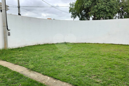 Casa à venda com 2 suítes no condomínio Loteamento Monte Libano, Rio de Janeiro - RJ