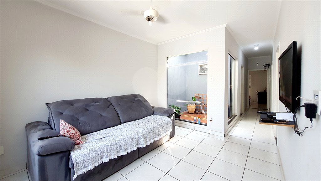 Casa à venda com 3 quartos, sendo 1 suíte, em Campos Elíseos, Ribeirão Preto, SP