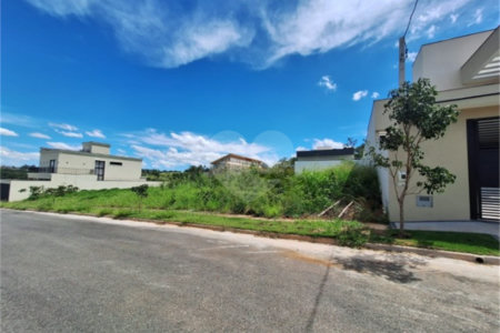 Terreno à venda com 1 suíte em Pinheirinho, Vinhedo, SP