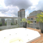 Apartamento à venda com 2 suítes em Moema, São Paulo, SP