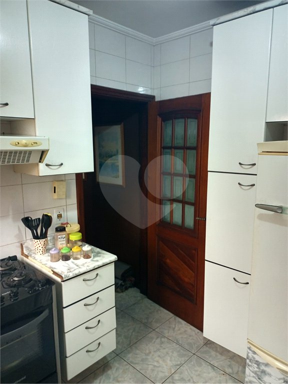 Sobrado à venda com 3 quartos em Jardim Colombo, São Paulo, SP