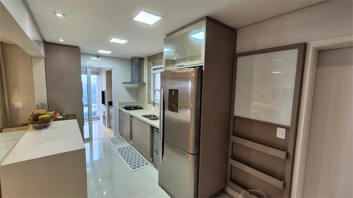 Apartamento à venda com 3 quartos, sendo 1 suíte, em Jardim Arpoador, São Paulo, SP