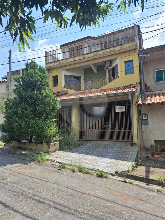 Casa à venda com 5 quartos, sendo 1 suíte, em Jardim Montreal, Sorocaba, SP