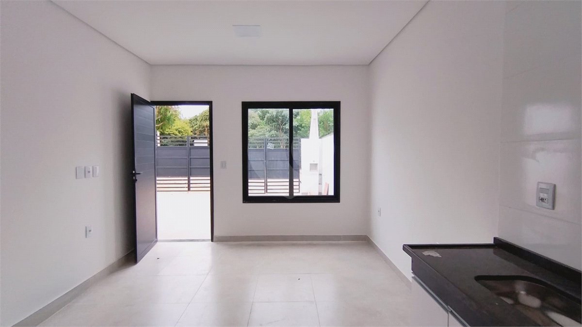 Casa de Vila à venda com 2 quartos em Jardim das Orquídeas, Sorocaba, SP