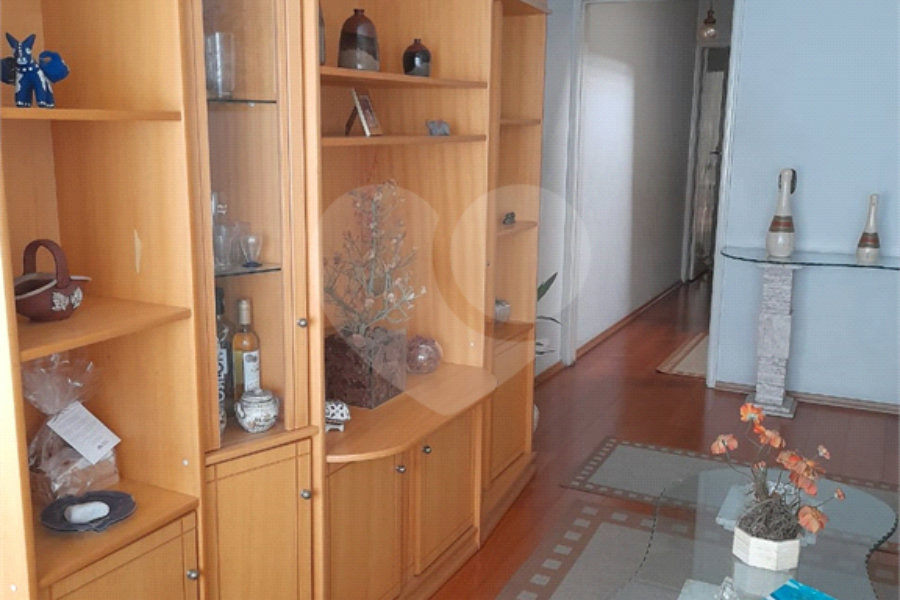 Sobrado à venda com 3 quartos, sendo 1 suíte,  em Parada Inglesa, São Paulo, SP