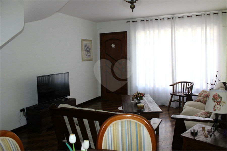 Sobrado à venda com 2 quartos em Santana, São Paulo, SP