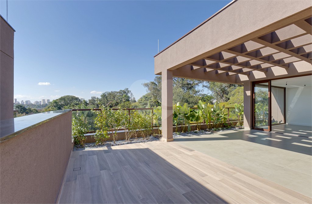 Casa à venda com 4 suítes no condomínio Casa Flora Badra, São Paulo - SP