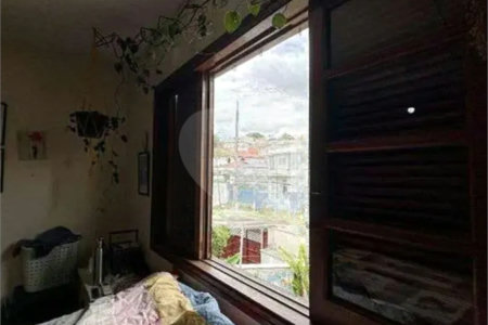 Sobrado à venda com 5 suítes em Vila Romana, São Paulo, SP