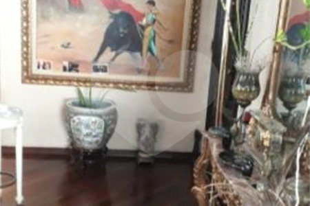 Apartamento à venda com 3 quartos, sendo 1 suíte,  em Vila Monumento, São Paulo, SP