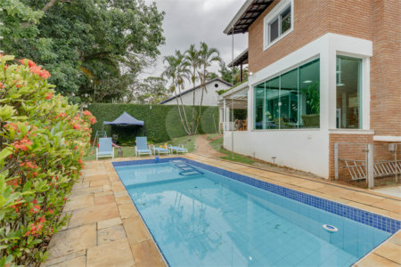 Sobrado à venda com 5 quartos, sendo 3 suítes, em Jardim dos Estados, São Paulo, SP