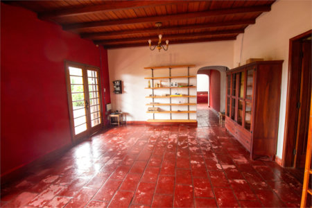Chácara à venda com 3 quartos, sendo 1 suíte, em Capuava, São Roque, SP