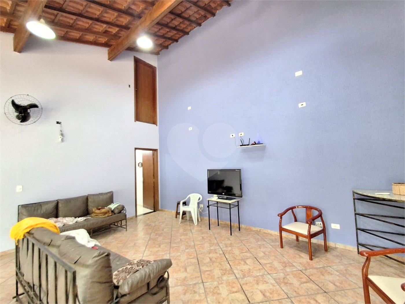 Chácara à venda com 4 quartos, sendo 2 suítes,  no Centro, Araçoiaba da Serra, SP