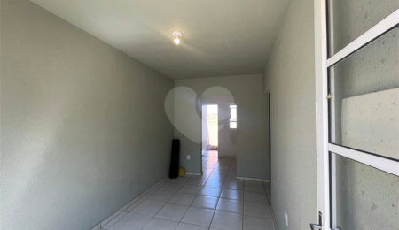 Casa à venda com 2 quartos em Residencial Reserva da Mata, Itapetininga, SP