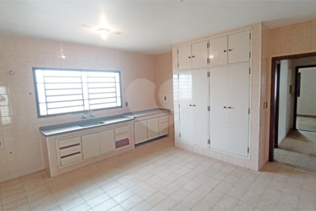 Casa à venda com 3 quartos em Santa Rosa, Vinhedo, SP