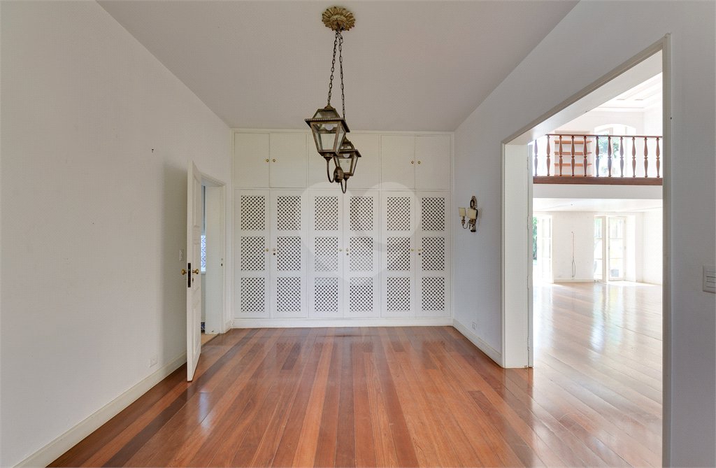 Casa à venda com 4 suítes em Chácara Flora, São Paulo, SP