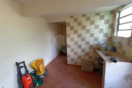 Casa à venda com 5 quartos, sendo 1 suíte, em Jardim Itália, Itapetininga, SP