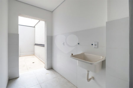 Casa à venda com 2 quartos no condomínio Residencial Laura, São Paulo - SP