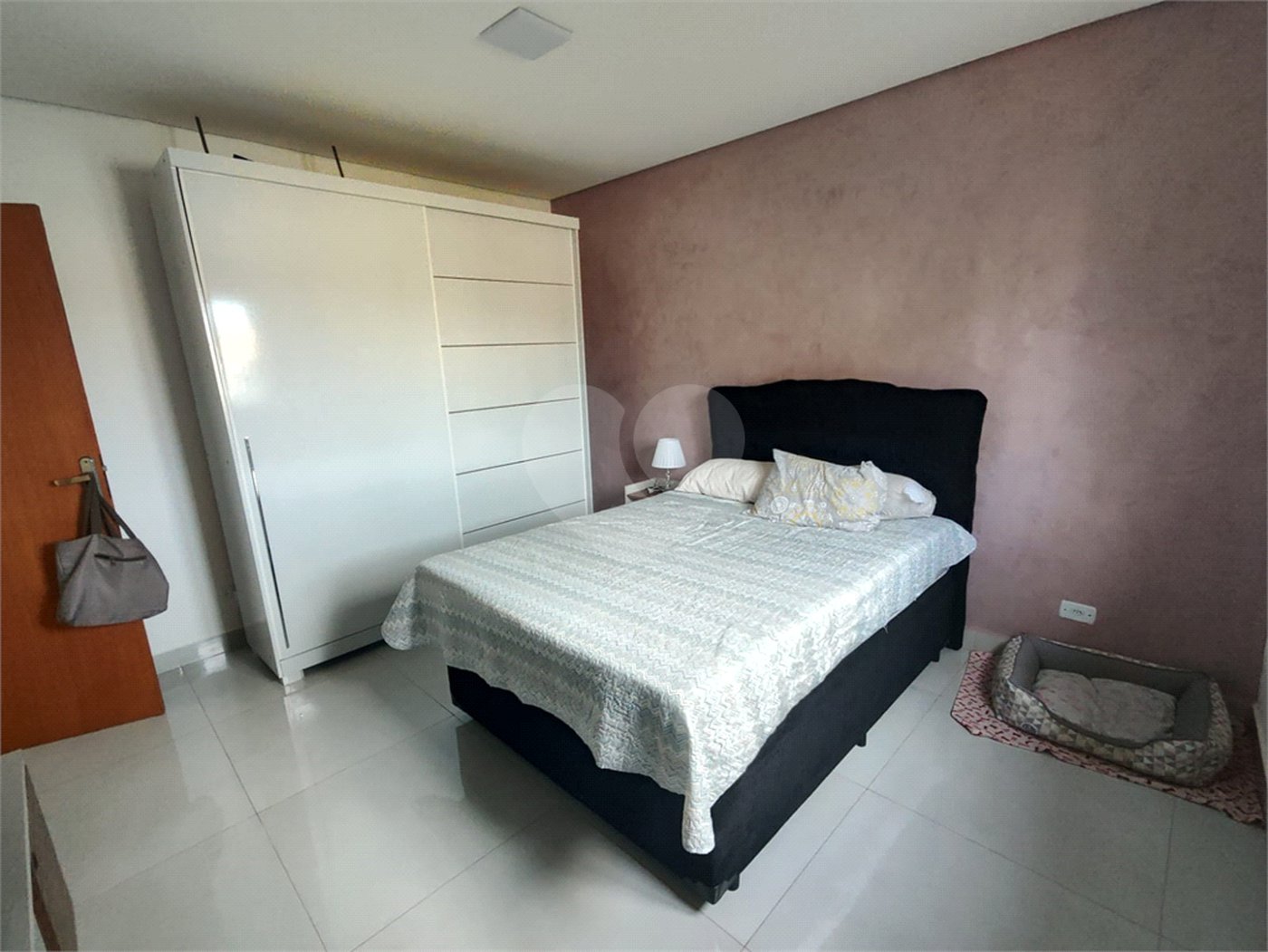 Casa Térrea à venda com 4 quartos, sendo 1 suíte,  em Vila Esperança, Atibaia, SP