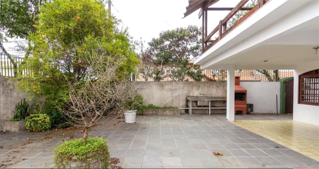 Casa à venda com 4 quartos, sendo 1 suíte, em Vila Tiradentes, São Paulo, SP