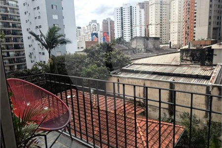 Cobertura à venda com 3 quartos, sendo 1 suíte, em Vila Olímpia, São Paulo, SP