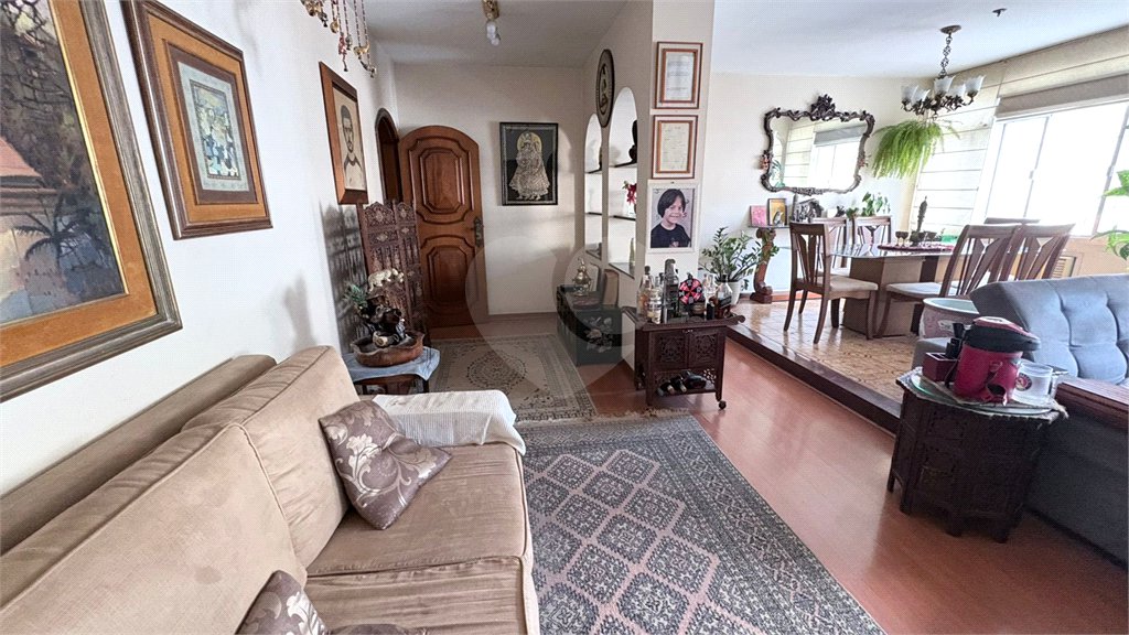 Apartamento à venda com 4 quartos, sendo 1 suíte,  em Tijuca, Rio de Janeiro, RJ