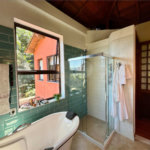 Casa à venda com 4 quartos, sendo 1 suíte, em Lagoa, Rio de Janeiro, RJ
