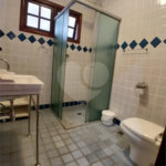 Casa à venda com 5 quartos, sendo 3 suítes, em Vila Santista, Atibaia, SP
