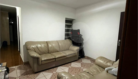Sobrado à venda com 3 quartos em Tremembé, São Paulo, SP