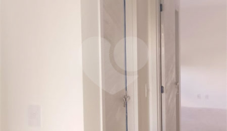 Apartamento à venda com 2 quartos em Santo Amaro, São Paulo, SP
