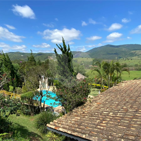 Casa em condomínio à venda com 4 quartos, sendo 1 suíte, no Centro, Bom Jesus dos Perdões, SP