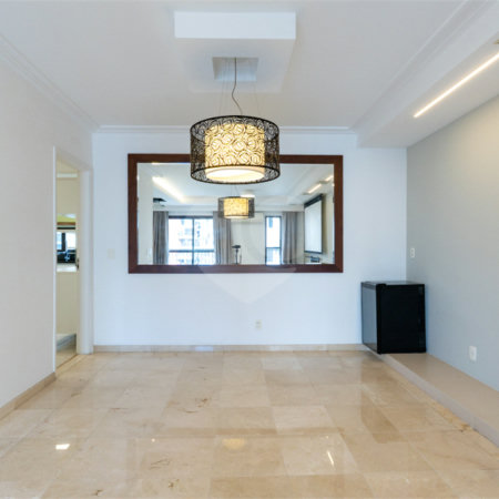 Apartamento à venda com 3 suítes em Vila Nova Conceição, São Paulo, SP